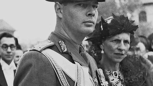 FOTO Postare controversată a USR Tineret: Interzicerea Regelui Mihai în România, sub regimul Ion Iliescu, comparată cu interzicerea ”Regelui manelelor” în Timișoara, după o decizie a primarului Nicolae Robu