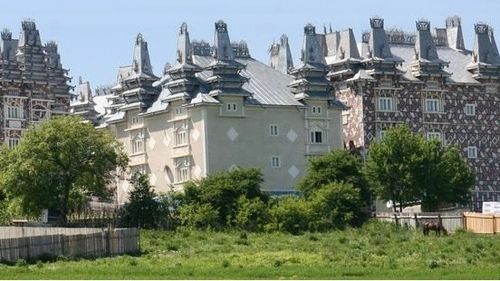 Efectele deciziilor CCR. Instanțele exclud probele făcute cu SRI și din dosarele de crimă organizată. Afacerea cu aur, cu prejudiciu de 18 milioane de lei, în care sunt implicați clanul Stănescu din Grajduri, soțul unei judecătoare și fratele unui luptător de K1