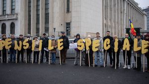 USR: Guvernul PSD-PNL nu a îndeplinit jalonul PNRR privind reforma pensiilor speciale / Ministerul Muncii a prezentat un proiect conceput clar neconstituţional prin care sunt salvate pensiile speciale, nu se face nicio reformă