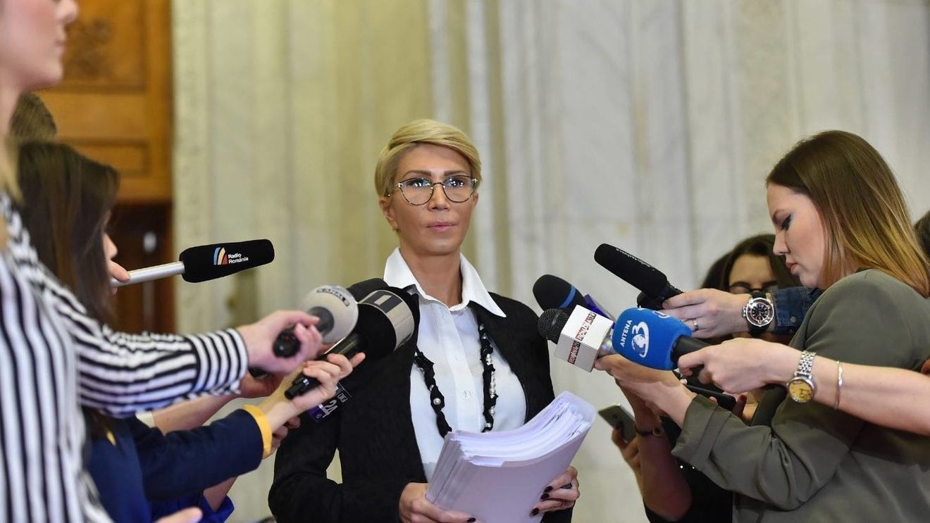 Vicepremierul Raluca Turcan exclude categoric amânărea creșterii pensiilor: ”Intoxicare”