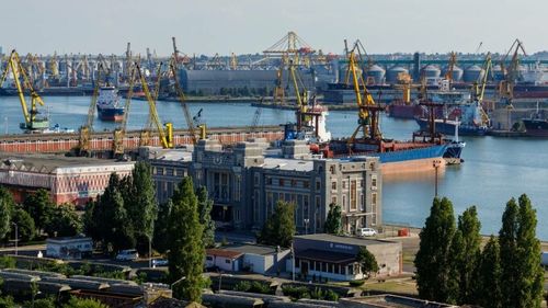 Cum a devenit Portul Constanța „locul de joacă al unor interlopi”. Caracatița corupției supraviețuiește și prosperă