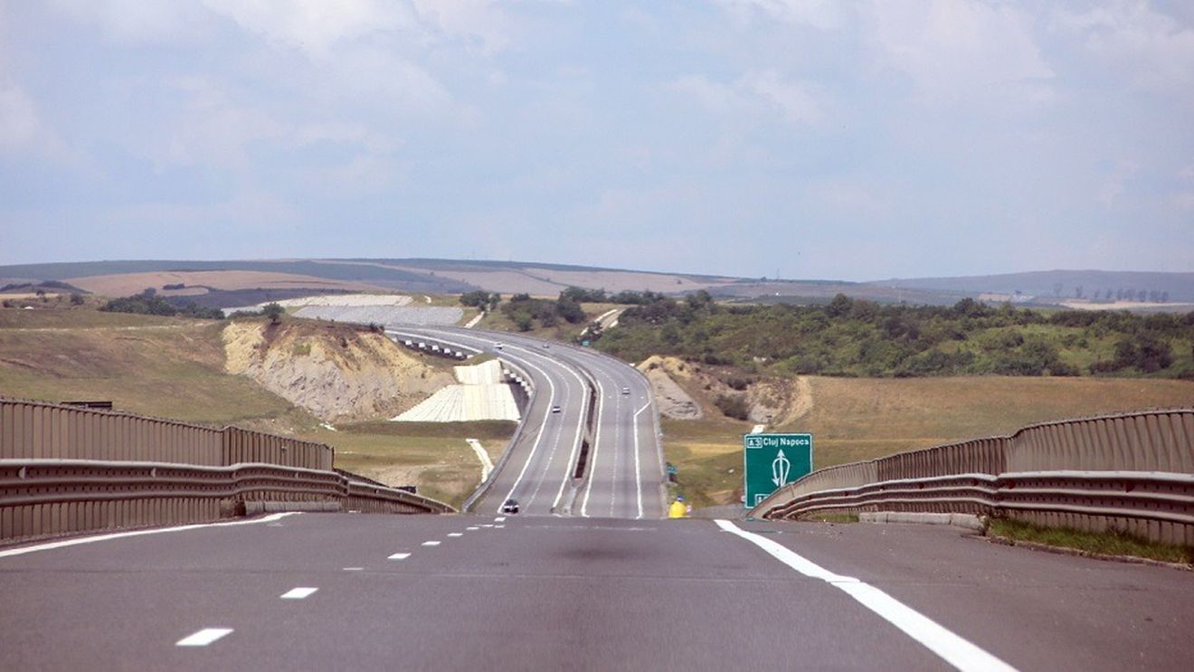 Autostrada Transilvania, la zece ani de la inaugurare: 60 de kilometri fără o toaletă