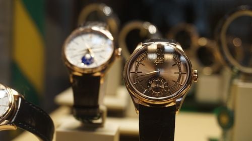 Rolex majorează preţurile ceasurilor sale după ce cotaţia aurului a explodat