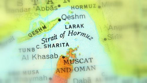 Războiul din Orientul Mijlociu, ziua 66: Două nave sub pavilion american au traversat Strâmtoarea Ormuz / Iranul susține că a lovit un distrugător american. SUA neagă / Petrolier emiratez atacat cu drone