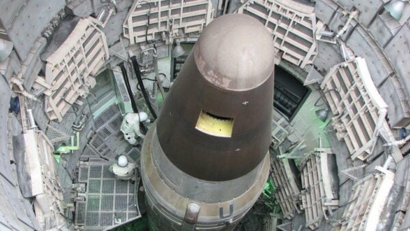 Aproape doi din trei germani susţin crearea unui scut nuclear european, arată un sondaj