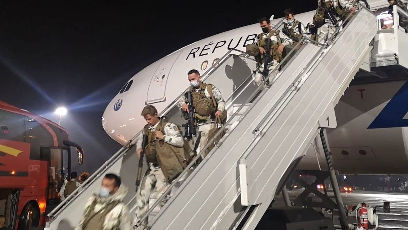 Ambasada Franţei: Prezenţa militară franceză în România nu are legătură cu negocierile UE-Mercusor