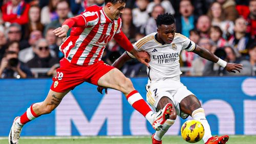 Meci spectaculos pe Bernabeu: Real Madrid a revenit de la 0-2 cu Almeria şi a câştigat cu un gol marcat în al nouălea minut de prelungiri
