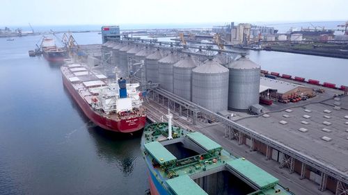 Trafic record de mărfuri în porturile maritime românești, în 2021/ Cerealele reprezintă aproape 40% din traficul total