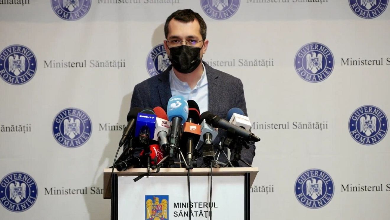 Vlad Voiculescu, despre pacientul care a murit în Belgia: M-am implicat personal să fie transferat