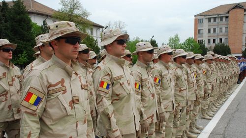 Peste 700 de polițiști și jandarmi care au participat la misiuni în zone de conflict cer în instanță 15 mii de dolari anual diurne neplătite/ Ministrul de Interne susține că diurnele au fost deja achitate de organizațiile internaționale