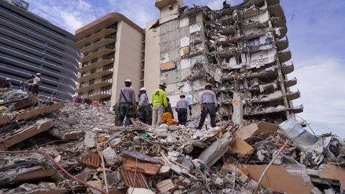 Blocul parțial prăbușit din Miami a fost demolat în totalitate