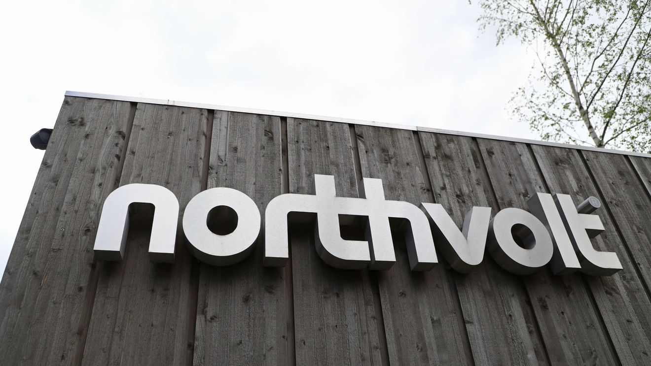 Northvolt vinde divizia de baterii pentru industria grea către producătorul de camioane Scania