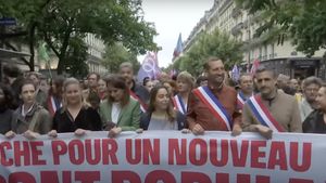 Sindicatele franceze dau guvernului un ultimatum să renunţe la măsurile de austeritate și amenință cu noi proteste