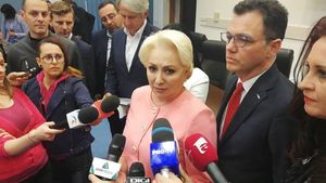 Dăncilă, întâmpinată de protestatari la Cluj: Vrem inteligență, nu incompetență/ Reacția premierului: Să-şi revizuiască un pic comportamentul, avem Summit-ul de la Sibiu şi nu cred că este oportun