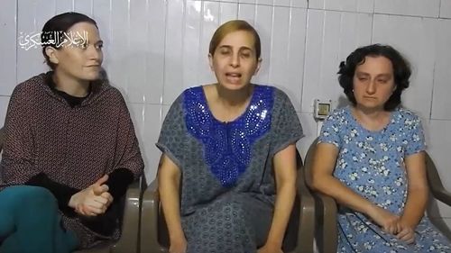 Hamas difuzează o înregistrare video în care apar trei ostatice care îl critică pe Netanyahu / Premierul israelian: „O campanie crudă de război psihologic”