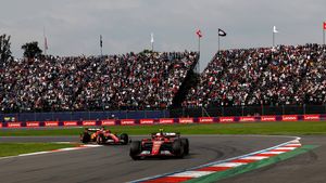 Ferrari, cea mai rapidă în testele de la Abu Dhabi