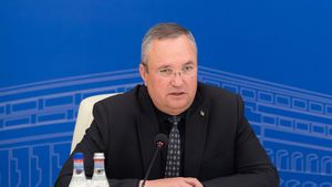 VIDEO Premierul Ciucă, discurs incoerent în deschiderea negocierilor cu sindicatele din Educație, cu 18 ore înaintea grevei generale din școli: Am responsabilitatea a tot ceea ce înseamnă rezolvarea problemelor, astfel încât împreună să putem să rezolvăm probleme