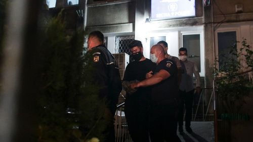 Vloggerul Alexandru Bălan, zis ”Colo”, care a incitat la violarea minorelor, a fost reținut de polițiști