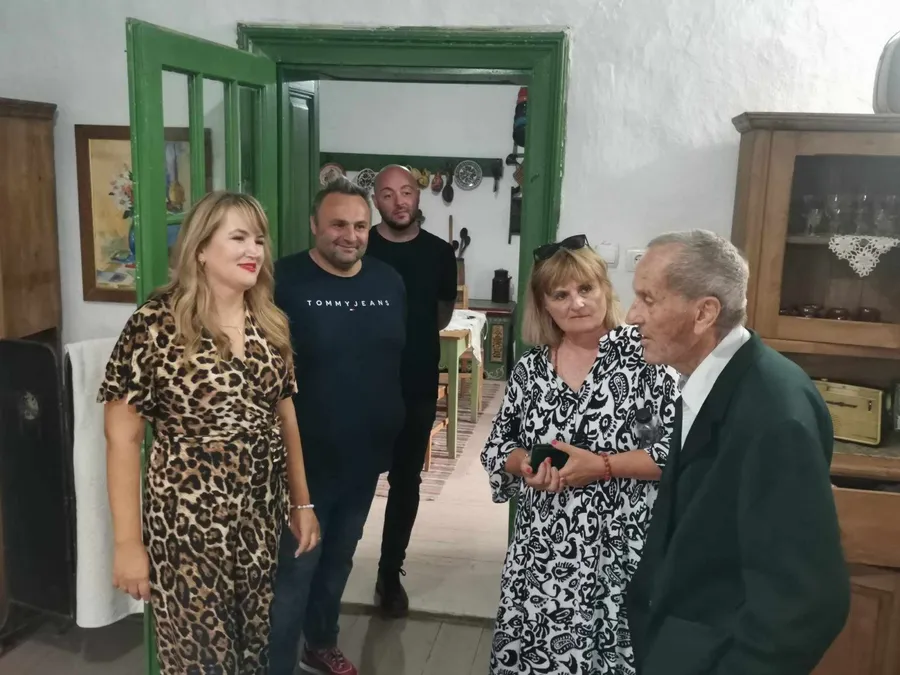 peter trimper viziteaza muzeul