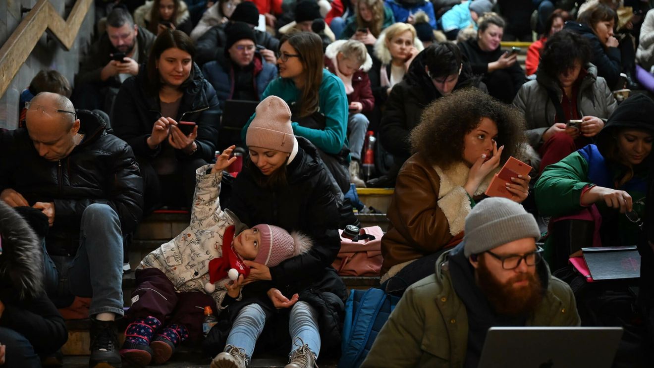 Cel puţin 37.000 de persoane din Ucraina sunt date dispărute de la începutul războiului, potrivit datelor transmise de Kiev