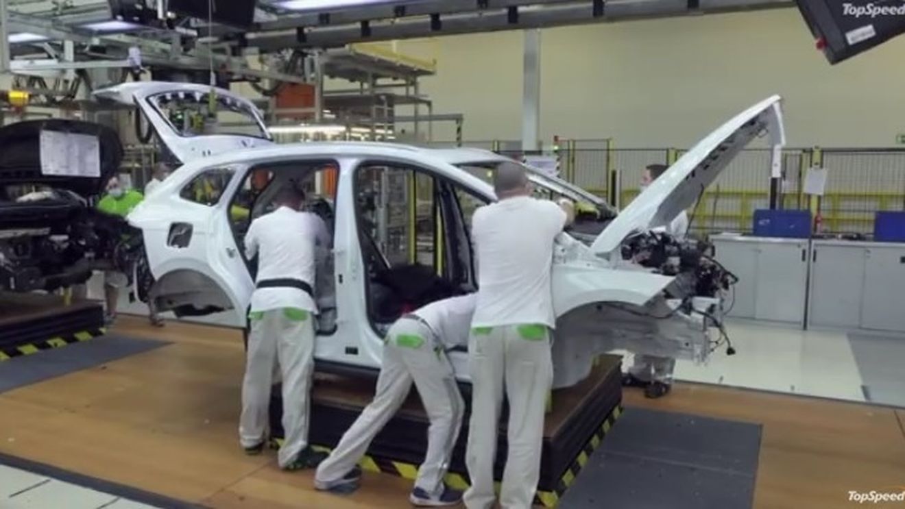 Cehia se aliază cu Italia, sprijinind producătorii auto afectaţi de normele mai dure privind emisiile de CO2