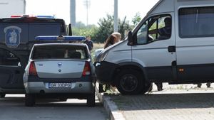 Elena Udrea a fost adusă la Giurgiu. Urmează să fie preluată de polițiștii români și dusă la Penitenciarul Târgșor