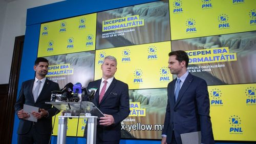 PNL, după consultările de la Cotroceni: E necesară activarea clauzei de salvgardare la nivelul UE, astfel încât cheltuielile de apărare să fie excluse din calculul deficitului / Liberalii nu resping ipoteza trimiterii trupelor de menţinere a păcii în Ucraina, dar consideră subiectul prematur