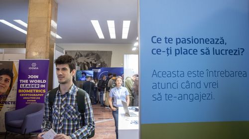 Ce tip de joburi oferă companiile tinerilor/ Oferte variate, în zonele tehnică, logistică, resurse umane, la „Târgul de Cariere” de la Cluj