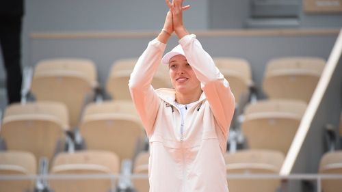 Poloneza Iga Swiatek, în semifinale la Stuttgart după ce a învins-o pe Emma Răducanu