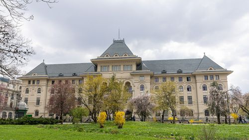 FOTO: Tururi ghidate gratuite în weekend la Primăria Capitalei
