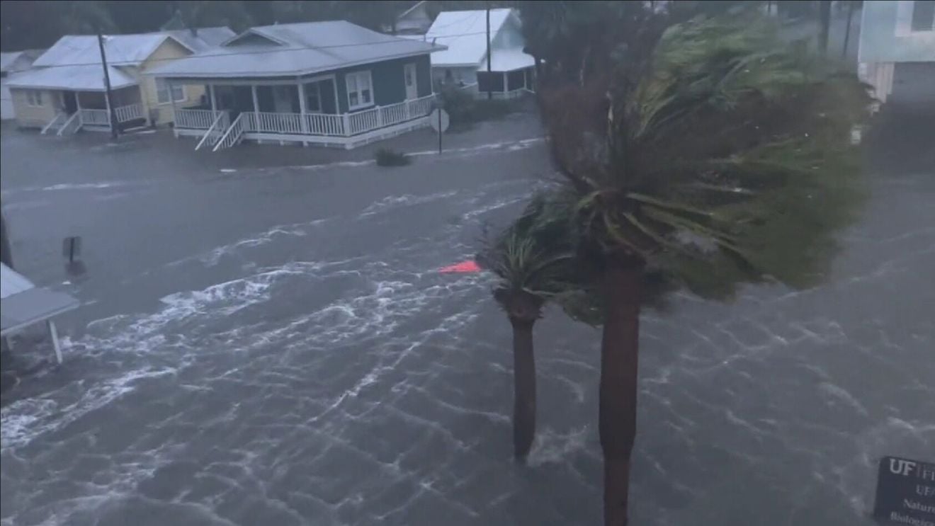 SUA: Uraganul Helene a provocat moartea a cel puţin 90 de persoane. Sunt afectate sistemele de apă, comunicaţiile şi rutele de transport esenţiale