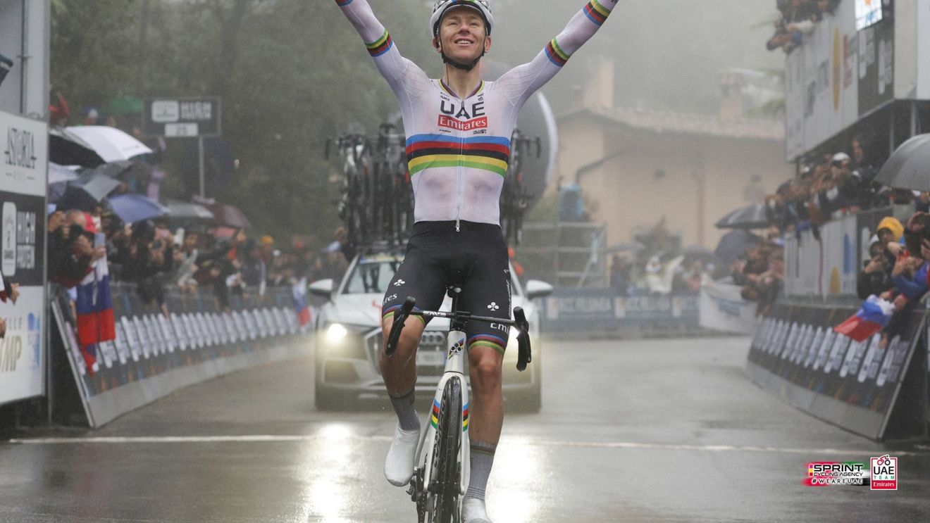 Proaspăt campion mondial la ciclism, Tadej Pogačar a câștigat Giro dell’Emilia, prima sa cursă cu tricoul arc-en-ciel