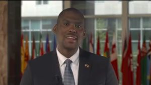Ambasadorul SUA la Chișinău, ieșire dură împotriva politicienilor corupți. Majoritatea pro-rusă din Parlament e asigurată de partidul unui inculpat în frauda secolului din Moldova