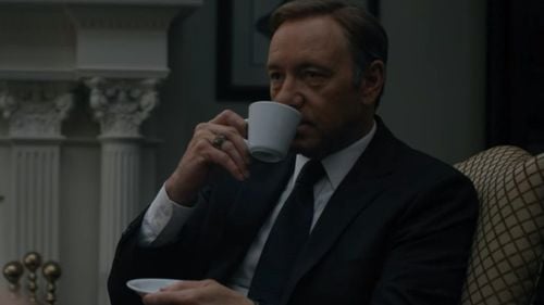 Kevin Spacey trebuie să plătească 31 de milioane de dolari pentru încălcarea contractului „House of Cards”/ Actorul este acuzat pentru conduita sexuală neadecvată din culisele serialului