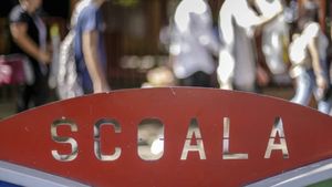 BREAKING Autorizația ISU de securitate la incendiu a fost eliminată oficial dintre condițiile pentru autorizarea și acreditarea școlilor și grădinițelor de stat și private