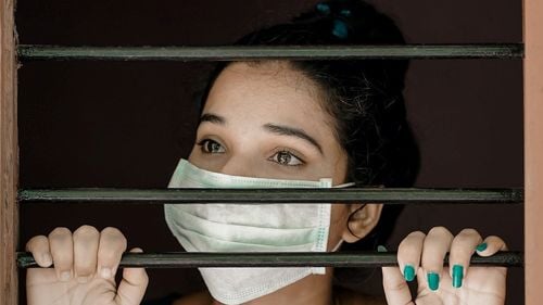 Problemă majoră a raportărilor false la Iași: La 3.600 de persoane izolate sunt doar 2.000 de persoane de contact