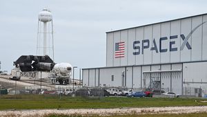 SpaceX, la un pas de a deveni prima companie spațială evaluată la 400 de miliarde de dolari