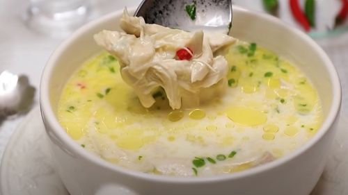 Ciorba rădăuțeană împlinește 40 de ani de când a intrat în meniurile restaurantelor / A fost inventată de o bucătăreasă din Bucovina