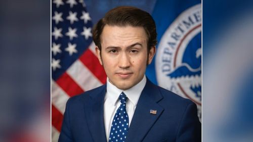 Trump numește un fost grădinar și asistent de magazin alimentar în vârstă de 22 de ani în fruntea departamentului american de prevenire a terorismului