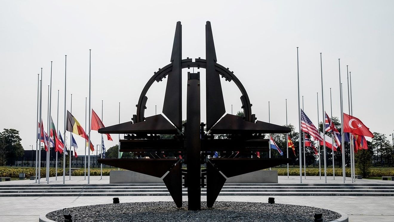 NATO: O soluţie politică în Afganistan este „mai urgentă ca oricând”
