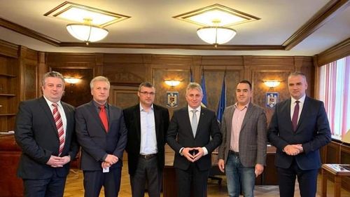 Reprezentanții ”Împreună pentru A8”, noii consilieri onorifici de la Transporturi: Nu o facem pentru bani sau funcții, nu suntem remunerați. Au promis ceva și trebuie să demonstreze