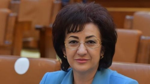 Încă o deputată PNL iese din grupul parlamentar al partidului, din solidaritate cu fostul președinte Ludovic Orban