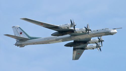 Tu-95 „Bear”: Bătrânul, dar vitalul, bombardier strategic rus care nu poate fi înlocuit / Ucraina susține că a lovit 12 astfel de aeronave
