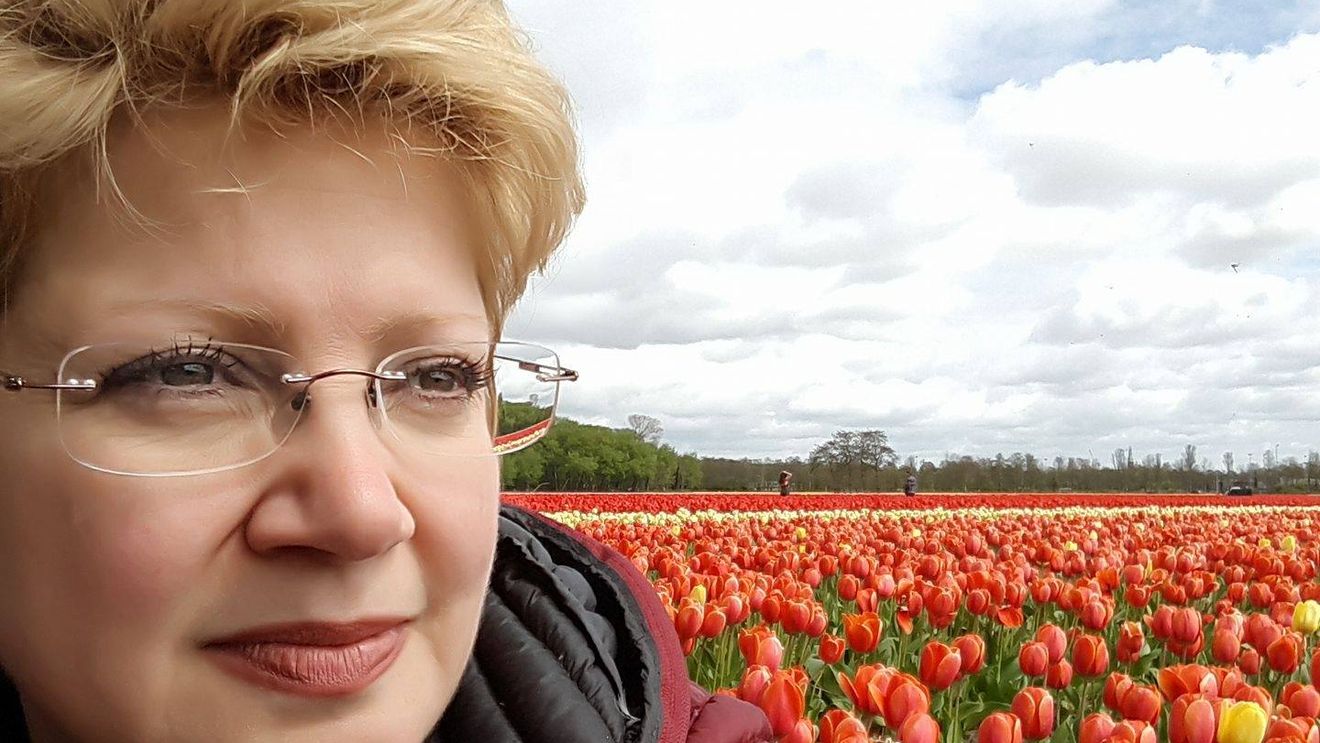 Ambasadoarea României în Olanda: Coordonatorii celor patru secții de vot au semnalat autorităților competente din țară că sunt foarte mulți români care așteaptă de ore în șir