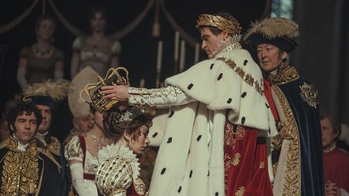 VIDEO Filmul ”Napoleon” de Ridley Scott intră în cinematografele din România. Cea mai așteptată peliculă a anului, cu Joaquin Phoenix și Vanessa Kirby