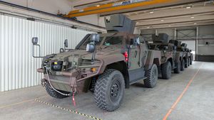 Primele vehicule blindate COBRA II fabricate integral în România au fost livrate Armatei