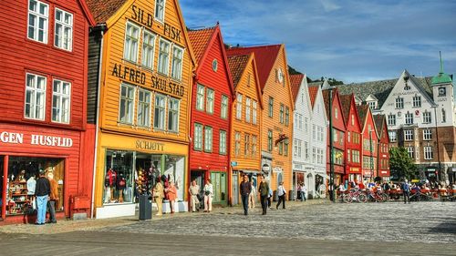 Fondul suveran norvegian pierde 92 de milioane de dolari din cauza unei virgule într-un tabel Excel