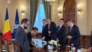 Președintele Nicușor Dan a ”apreciat” PSD pentru că a dărâmat guvernul după ce a votat bugetul / Cum răspunde la criticile celor care îl numesc ”PSDan”