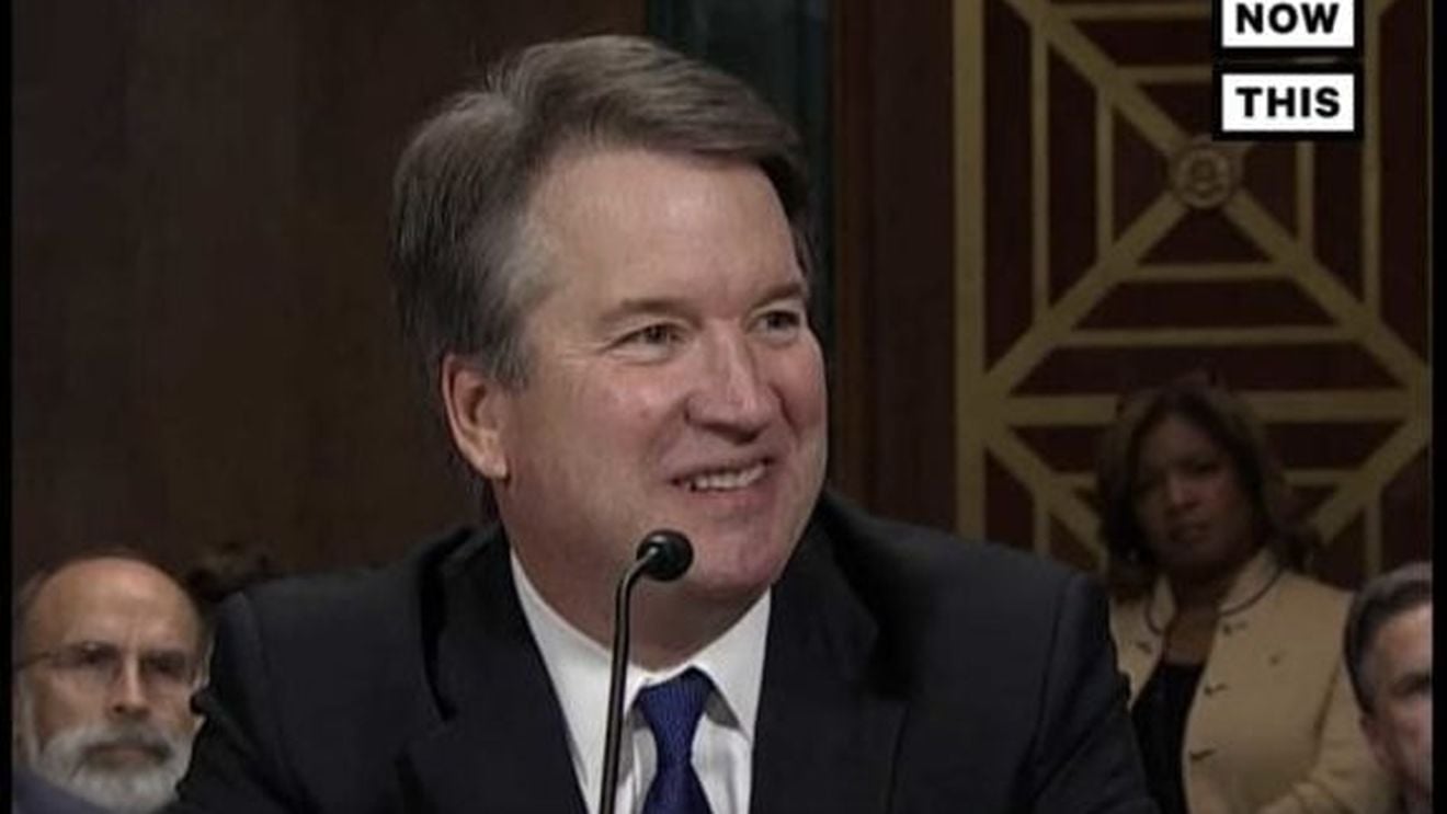 Acuzat de agresiuni sexuale, Brett Kavanaugh, candidatul propus de Trump pentru postul de judecător al Curții Supreme a SUA, a primit vot favorabil în Comisia Juridică a Senatului
