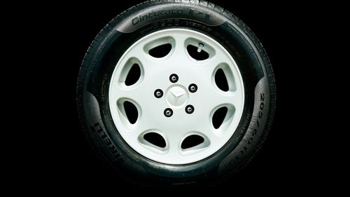Directorul Pirelli spune că grupul este într-o situaţie riscantă fără un acord cu grupul chinez Sinochem
